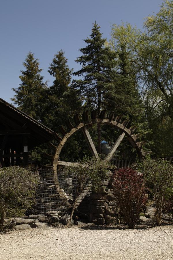 Erlebnisgastronomie Lochmuhle Отель Eigeltingen