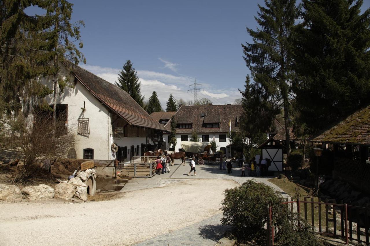 Erlebnisgastronomie Lochmuhle Hotel Eigeltingen